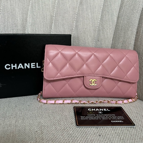 COPY - CHANEL CC Pink Quilted Leather Wallet on Chain - Picture 1 of 14
